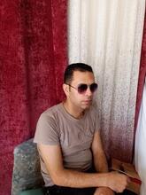انا من فلسطين، أعزب، 43 سنة هنا من أجل البحث عن شريك لتحقيق زواج عادي تعرف عليّ أكثر من خلال بروفايلي، فربّ صدفة خير من ألف ميعاد.