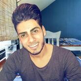 انا أعزب، 26 سنة هنا من أجل البحث عن شريك لتحقيق زواج عادي تعرف عليّ أكثر من خلال بروفايلي، فربّ صدفة خير من ألف ميعاد.