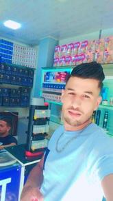 انا أعزب، 32 سنة هنا من أجل البحث عن شريك لتحقيق زواج عادي تعرف عليّ أكثر من خلال بروفايلي، فربّ صدفة خير من ألف ميعاد.