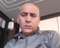 انا من المحمدية ، مطلق، 49 سنة هنا من أجل البحث عن شريك لتحقيق زواج عادي تعرف عليّ أكثر من خلال بروفايلي، فربّ صدفة خير من ألف ميعاد.