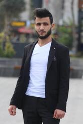 انا أعزب، 29 سنة هنا من أجل البحث عن شريك لتحقيق زواج عادي تعرف عليّ أكثر من خلال بروفايلي، فربّ صدفة خير من ألف ميعاد.