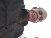 انا أعزب، 63 سنة هنا من أجل البحث عن شريك لتحقيق علاقة تعارف تعرف عليّ أكثر من خلال بروفايلي، فربّ صدفة خير من ألف ميعاد.