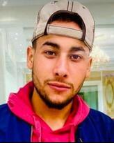 انا من سيدي بوزيد، أعزب، 24 سنة هنا من أجل البحث عن شريك لتحقيق زواج عادي تعرف عليّ أكثر من خلال بروفايلي، فربّ صدفة خير من ألف ميعاد.