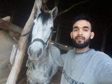 انا أعزب، 30 سنة هنا من أجل البحث عن شريك لتحقيق زواج عادي تعرف عليّ أكثر من خلال بروفايلي، فربّ صدفة خير من ألف ميعاد.