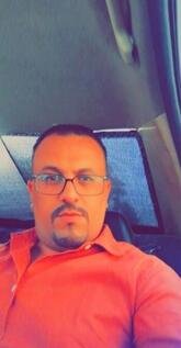 انا مطلق، 43 سنة هنا من أجل البحث عن شريك لتحقيق زواج عادي تعرف عليّ أكثر من خلال بروفايلي، فربّ صدفة خير من ألف ميعاد.