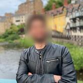 انا أعزب، 33 سنة هنا من أجل البحث عن شريك لتحقيق زواج عادي تعرف عليّ أكثر من خلال بروفايلي، فربّ صدفة خير من ألف ميعاد.
