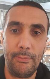 انا أعزب، 44 سنة هنا من أجل البحث عن شريك لتحقيق علاقة تعارف تعرف عليّ أكثر من خلال بروفايلي، فربّ صدفة خير من ألف ميعاد.