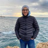 انا من مدينة القاهرة الجديدة، أعزب، 21 سنة هنا من أجل البحث عن شريك لتحقيق زواج عادي تعرف عليّ أكثر من خلال بروفايلي، فربّ صدفة خير من ألف ميعاد.