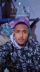 انا من ليبيا، أعزب، 25 سنة هنا من أجل البحث عن شريك لتحقيق زواج عادي تعرف عليّ أكثر من خلال بروفايلي، فربّ صدفة خير من ألف ميعاد.