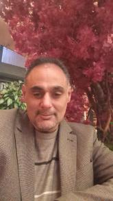 انا مطلق، 51 سنة هنا من أجل البحث عن شريك لتحقيق زواج عادي تعرف عليّ أكثر من خلال بروفايلي، فربّ صدفة خير من ألف ميعاد.