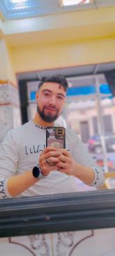 انا من الدار البيضاء، متزوج، 25 سنة هنا من أجل البحث عن شريك لتحقيق علاقة تعارف تعرف عليّ أكثر من خلال بروفايلي، فربّ صدفة خير من ألف ميعاد.