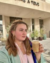 حترمة متدينة وملتزمة واعرف حدود ديني يعني لو انت مش عاوز جواز بجد ماتضيعش وقتك ع الفاضي عندي ولد وبنت أريد زواج مبني على تعارف وقبول سريع مش بصاحب انا...