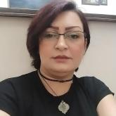 متفائلة نشيطة محترمة ومثقفة خلوقة مستقيمة مع ربنا محافضة على ديني احب المطالعة الكتب والروايات والادب والقصص والفلسفة احب التجديد احب الحيوانات الأليفة احب اجواء العائلة والضحك اكره اجواء الكئيبة...