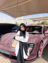 انا من الخبر، مطلقة، 33 سنة هنا من أجل البحث عن شريك لتحقيق زواج عادي تعرف عليّ أكثر من خلال بروفايلي، فربّ صدفة خير من ألف ميعاد.