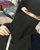 انا من الرس، مطلقة، 32 سنة هنا من أجل البحث عن شريك لتحقيق زواج عادي تعرف عليّ أكثر من خلال بروفايلي، فربّ صدفة خير من ألف ميعاد.