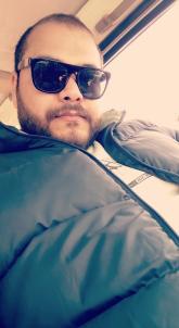 انا أعزب، 36 سنة هنا من أجل البحث عن شريك لتحقيق زواج عادي تعرف عليّ أكثر من خلال بروفايلي، فربّ صدفة خير من ألف ميعاد.