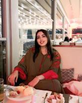 انا من أگادير، عزباء، 23 سنة هنا من أجل البحث عن شريك لتحقيق زواج عادي تعرف عليّ أكثر من خلال بروفايلي، فربّ صدفة خير من ألف ميعاد.