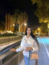 انا عزباء، 26 سنة هنا من أجل البحث عن شريك لتحقيق زواج عادي تعرف عليّ أكثر من خلال بروفايلي، فربّ صدفة خير من ألف ميعاد.