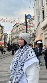 الزواج ليكوو في قمة نجاحه ليس مرتبط بحب وعلاقة قبل الزواج. هو مرتبط بصفات معينة لابد ان يمتلكها الرجل والمرءة اذا لم تكون هذه الصفات لن ينجح اي شيئ واكبر...