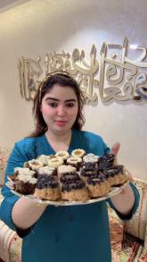 انا مطلقة، 35 سنة هنا من أجل البحث عن شريك لتحقيق زواج مسيار تعرف عليّ أكثر من خلال بروفايلي، فربّ صدفة خير من ألف ميعاد.