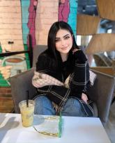 انا من سانت لويس، عزباء، 31 سنة هنا من أجل البحث عن شريك لتحقيق زواج عادي تعرف عليّ أكثر من خلال بروفايلي، فربّ صدفة خير من ألف ميعاد.