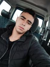 انا مطلق، 28 سنة هنا من أجل البحث عن شريك لتحقيق زواج عادي تعرف عليّ أكثر من خلال بروفايلي، فربّ صدفة خير من ألف ميعاد.