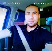 انا من تبوك، أعزب، 38 سنة هنا من أجل البحث عن شريك لتحقيق زواج عادي تعرف عليّ أكثر من خلال بروفايلي، فربّ صدفة خير من ألف ميعاد.