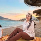 انسانه محترمه مثقفه محاوره بسيطه احب الحوار اكره الكذب الخداع الغدر الخيانه صادقه حسابي للجادين فقط من له نزوه او رغبه في اشياء مستحيله لن تجدها عندي لا تضيع وقتك...