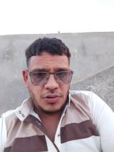 انا أعزب، 37 سنة هنا من أجل البحث عن شريك لتحقيق زواج عادي تعرف عليّ أكثر من خلال بروفايلي، فربّ صدفة خير من ألف ميعاد.