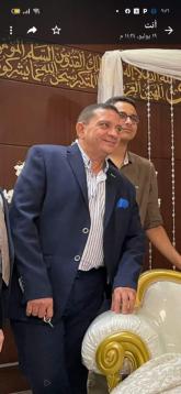 انا من الجيزة، مطلق، 57 سنة هنا من أجل البحث عن شريك لتحقيق زواج عادي تعرف عليّ أكثر من خلال بروفايلي، فربّ صدفة خير من ألف ميعاد.