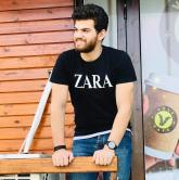 انا من القاهرة، أعزب، 27 سنة هنا من أجل البحث عن شريك لتحقيق علاقة تعارف تعرف عليّ أكثر من خلال بروفايلي، فربّ صدفة خير من ألف ميعاد.