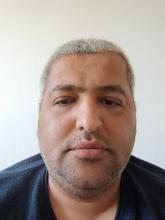 انا من رندسبورغ، متزوج، 41 سنة هنا من أجل البحث عن شريك لتحقيق زواج متعدد تعرف عليّ أكثر من خلال بروفايلي، فربّ صدفة خير من ألف ميعاد.