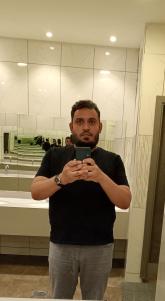 انا أعزب، 37 سنة هنا من أجل البحث عن شريك لتحقيق زواج عادي تعرف عليّ أكثر من خلال بروفايلي، فربّ صدفة خير من ألف ميعاد.
