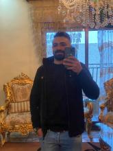 انا من حلب، مطلق، 29 سنة هنا من أجل البحث عن شريك لتحقيق زواج عادي تعرف عليّ أكثر من خلال بروفايلي، فربّ صدفة خير من ألف ميعاد.