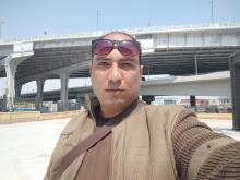 انا متزوج، 40 سنة هنا من أجل البحث عن شريك لتحقيق زواج متعدد تعرف عليّ أكثر من خلال بروفايلي، فربّ صدفة خير من ألف ميعاد.