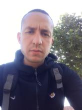 انا من الحاجب، أعزب، 29 سنة هنا من أجل البحث عن شريك لتحقيق زواج عادي تعرف عليّ أكثر من خلال بروفايلي، فربّ صدفة خير من ألف ميعاد.