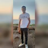 انا من الإسكندرية، أعزب، 26 سنة هنا من أجل البحث عن شريك لتحقيق علاقة تعارف تعرف عليّ أكثر من خلال بروفايلي، فربّ صدفة خير من ألف ميعاد.