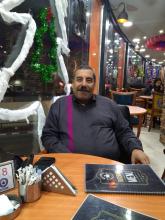 انا من باريس، مطلق، 64 سنة هنا من أجل البحث عن شريك لتحقيق علاقة تعارف تعرف عليّ أكثر من خلال بروفايلي، فربّ صدفة خير من ألف ميعاد.
