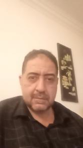 انا من القاهرة، متزوج، 55 سنة هنا من أجل البحث عن شريك لتحقيق زواج عادي تعرف عليّ أكثر من خلال بروفايلي، فربّ صدفة خير من ألف ميعاد.