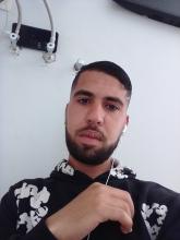 انا من قلعة السراغنة، أعزب، 24 سنة هنا من أجل البحث عن شريك لتحقيق زواج مسيار تعرف عليّ أكثر من خلال بروفايلي، فربّ صدفة خير من ألف ميعاد.