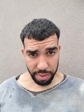 انا من ساليرنو، أعزب، 25 سنة هنا من أجل البحث عن شريك لتحقيق زواج عادي تعرف عليّ أكثر من خلال بروفايلي، فربّ صدفة خير من ألف ميعاد.