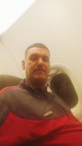 انا من تركيا، متزوج، 50 سنة هنا من أجل البحث عن شريك لتحقيق زواج عادي تعرف عليّ أكثر من خلال بروفايلي، فربّ صدفة خير من ألف ميعاد.