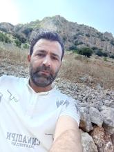انا من لبنان، متزوج، 44 سنة هنا من أجل البحث عن شريك لتحقيق زواج متعدد تعرف عليّ أكثر من خلال بروفايلي، فربّ صدفة خير من ألف ميعاد.