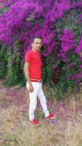 انا من الأردن، متزوج، 40 سنة هنا من أجل البحث عن شريك لتحقيق زواج متعدد تعرف عليّ أكثر من خلال بروفايلي، فربّ صدفة خير من ألف ميعاد.