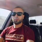 انا أعزب، 37 سنة هنا من أجل البحث عن شريك لتحقيق زواج عادي تعرف عليّ أكثر من خلال بروفايلي، فربّ صدفة خير من ألف ميعاد.