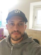 انا من هينان بومونت، أعزب، 37 سنة هنا من أجل البحث عن شريك لتحقيق زواج عادي تعرف عليّ أكثر من خلال بروفايلي، فربّ صدفة خير من ألف ميعاد.