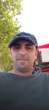 انا من فاس، أعزب، 43 سنة هنا من أجل البحث عن شريك لتحقيق زواج عادي تعرف عليّ أكثر من خلال بروفايلي، فربّ صدفة خير من ألف ميعاد.