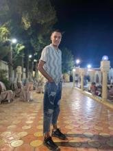 انا من باردو، أعزب، 25 سنة هنا من أجل البحث عن شريك لتحقيق زواج عادي تعرف عليّ أكثر من خلال بروفايلي، فربّ صدفة خير من ألف ميعاد.