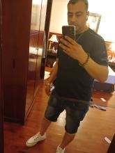 انا من بنها، مطلق، 38 سنة هنا من أجل البحث عن شريك لتحقيق علاقة تعارف تعرف عليّ أكثر من خلال بروفايلي، فربّ صدفة خير من ألف ميعاد.