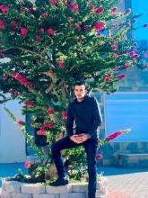 انا من محافظة الجنوب، أعزب، 39 سنة هنا من أجل البحث عن شريك لتحقيق زواج مسيار تعرف عليّ أكثر من خلال بروفايلي، فربّ صدفة خير من ألف ميعاد.